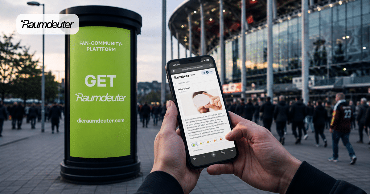 Eigene digitale Infrastruktur für Sportclubs: Litfaßsäule mit GET-Raumdeuter-Werbung neben einem Smartphone mit der App eines Stadion auf der die Raumdeuter-Software zu sehen ist vor einem Stadion.